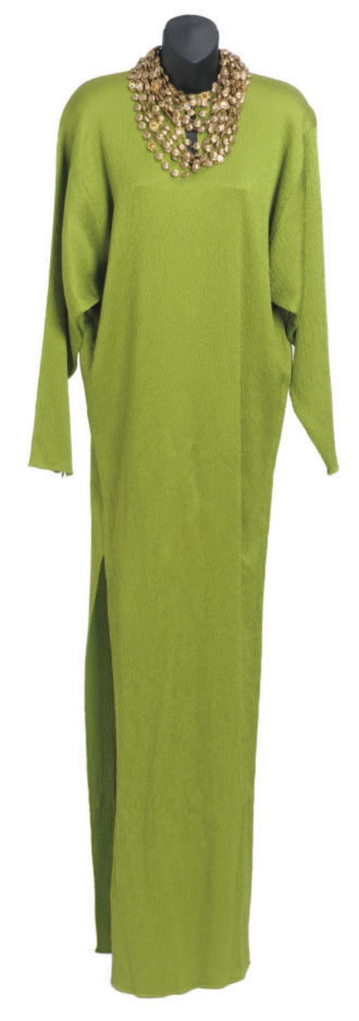 AN OSCAR DE LA RENTA CAFTAN,