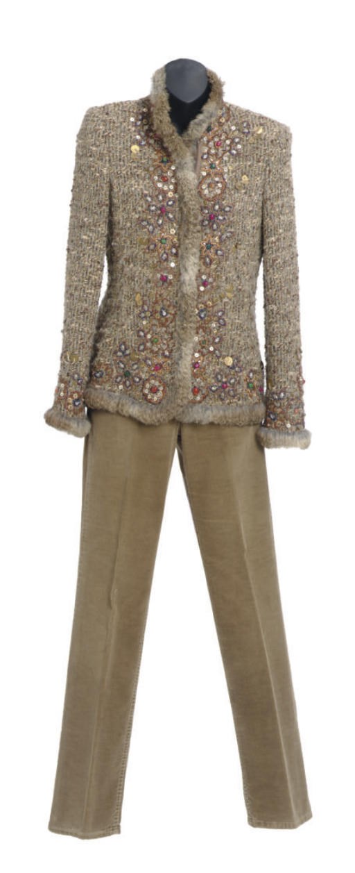 AN OSCAR DE LA RENTA JACKET,