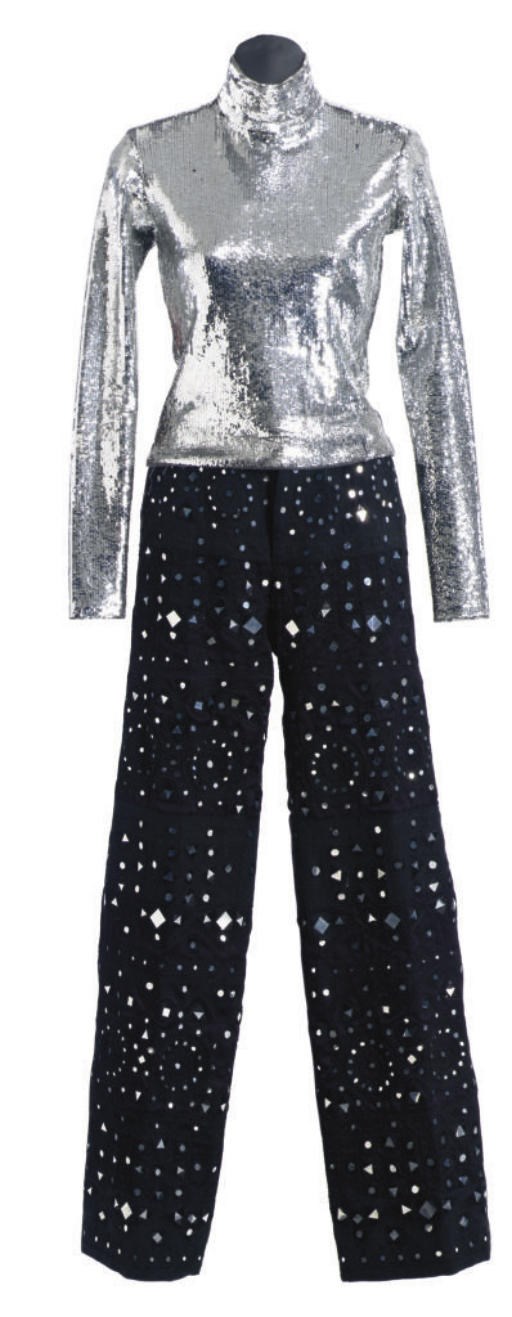 A BLACK AND SILVER EVENING ENSEMBLE,
