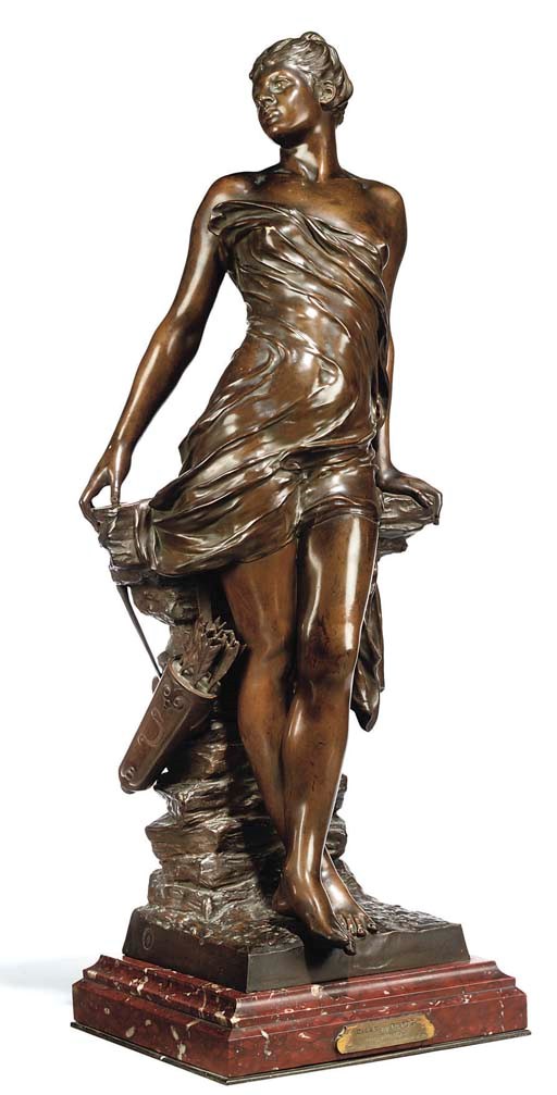 A FRENCH BRONZE FIGURE ENTITLED 'DIANE AU REPOS'