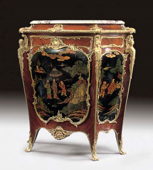 A LOUIS XV STYLE ORMOLU-MOUNTED KINGWOOD AND COROMANDEL LACQUER MEUBLE D'APPUI