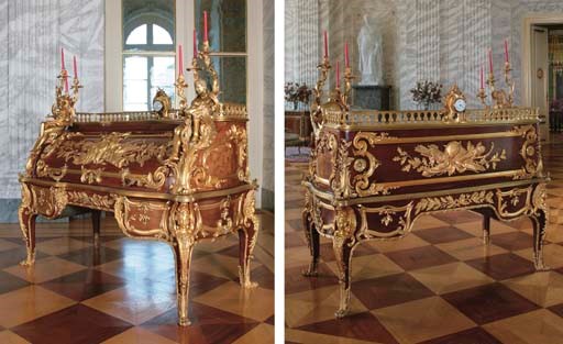 A MAGNIFICENT REGENCE STYLE ORMOLU-MOUNTED MAHOGANY BUREAU A CYLINDRE