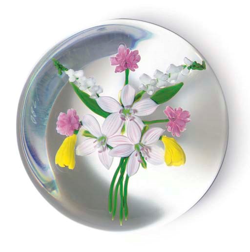 A PAUL STANKARD 'SPRING BOUQUET' WEIGHT