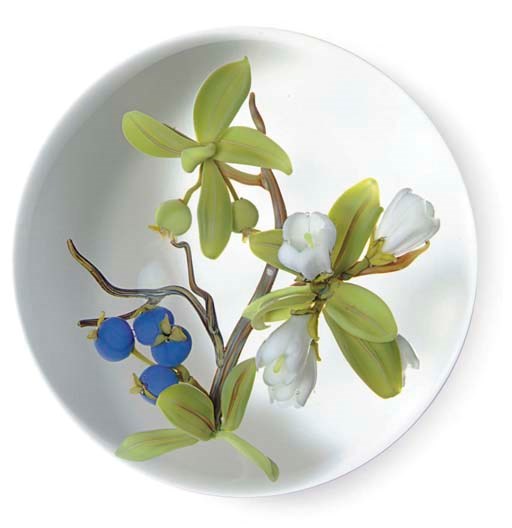 A PAUL STANKARD BERRIES AND BLOSSOMS WEIGHT