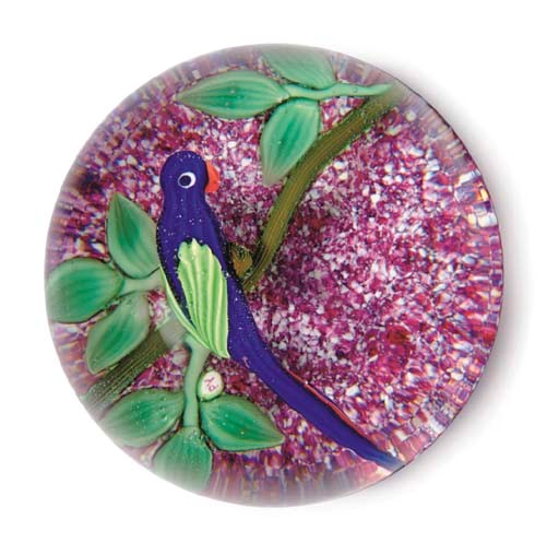 A PAUL YSART JASPER GROUND PARROT WEIGHT
