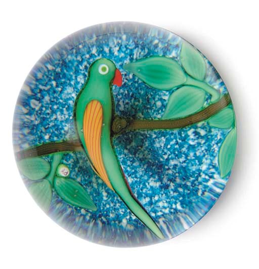 A PAUL YSART JASPER GROUND PARROT WEIGHT