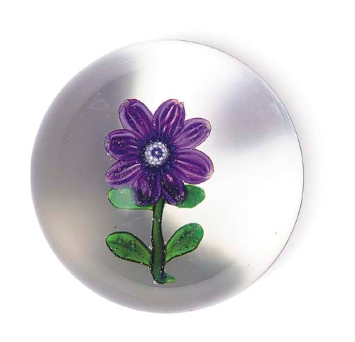 A CLICHY FLOWER WEIGHT