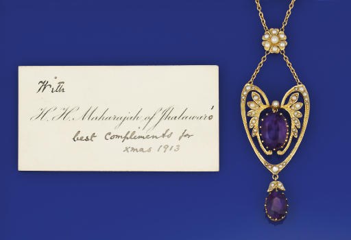 A LATE 19TH/EARLY 20TH CENTURY GOLD, AMETHYST AND HALF-PEARL NECKLACE