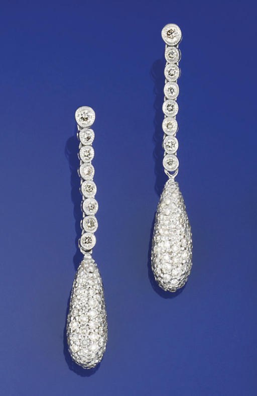 A pair of diamond earpendants