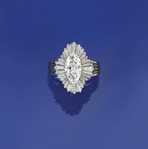 A diamond single stone ring