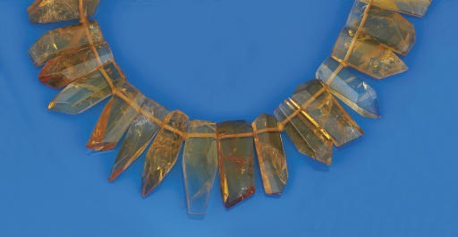 A citrine necklace