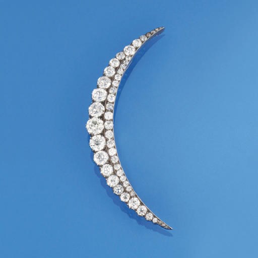 A late Victorian diamond brooch