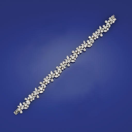A diamond bracelet, by Gübelin