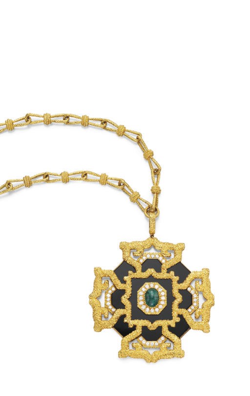 AN ONYX, EMERALD AND DIAMOND PENDANT NECKLACE, BY VAN CLEEF & ARPELS
