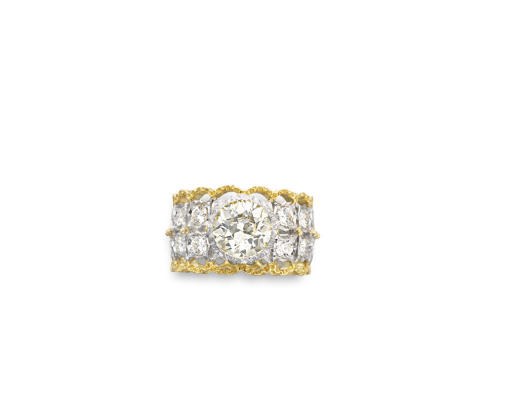 A DIAMOND AND GOLD RING, BY BUCCELLATI