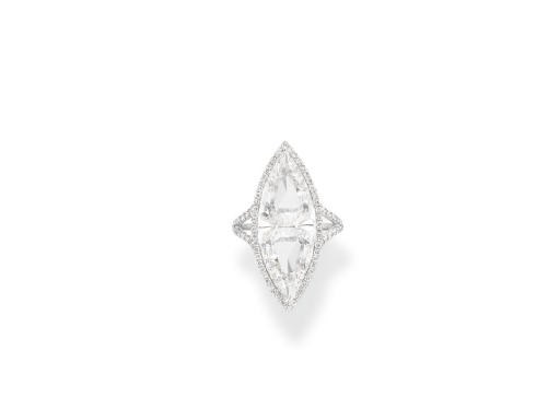 A TWO-STONE DIAMOND RING