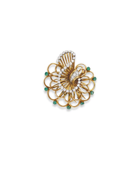 A RETRO DIAMOND, EMERALD AND GOLD BROOCH, BY BOUCHERON