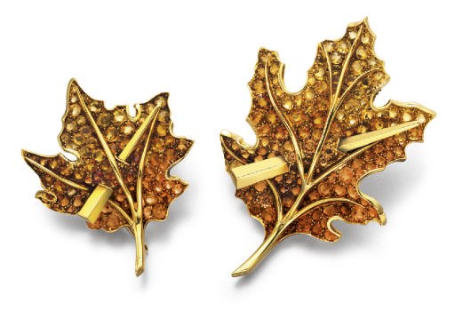A PAIR OF RETRO CITRINE AND GOLD BROOCHES, BY PAUL FLATO