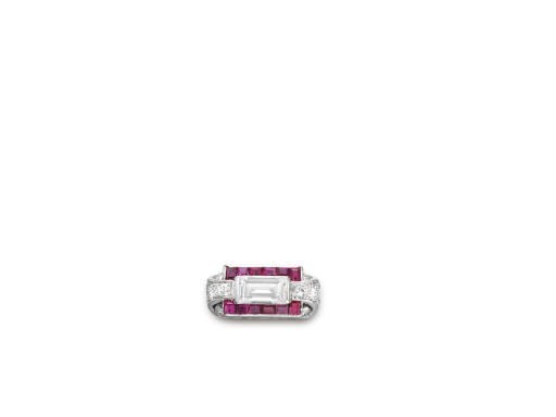 AN ART DECO DIAMOND AND RUBY RING, BY TIFFANY & CO.