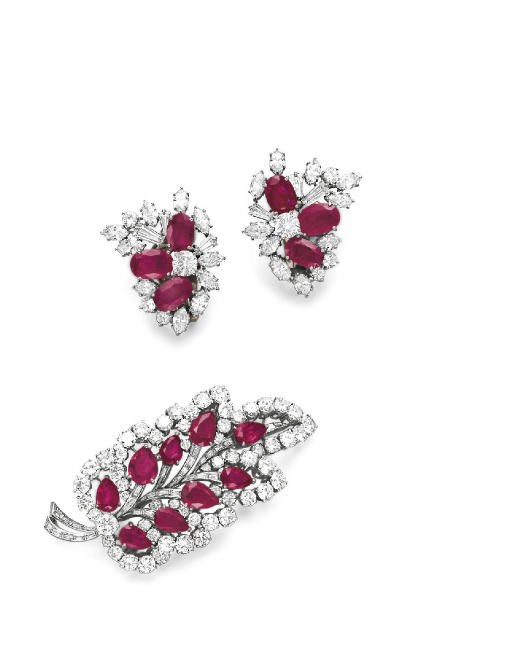 A SET OF RUBY AND DIAMOND JEWELRY