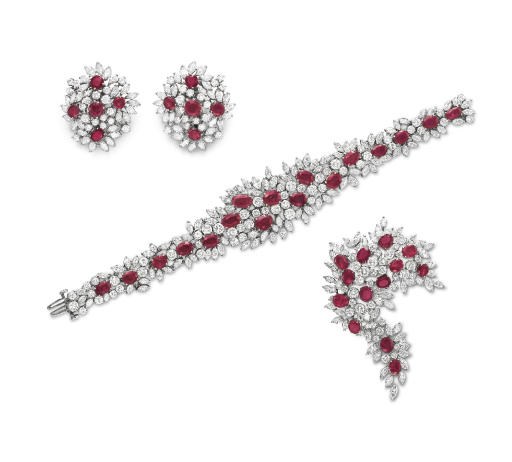 A SET OF RUBY AND DIAMOND JEWELRY