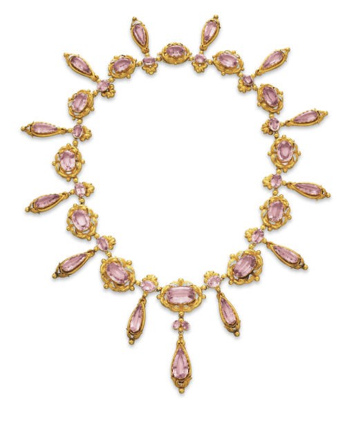 AN ANTIQUE PINK TOPAZ AND GOLD NECKLACE