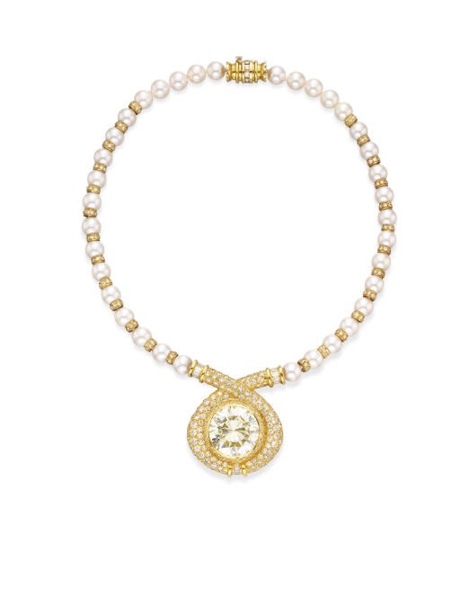 A DIAMOND AND CULTURED PEARL NECKLACE