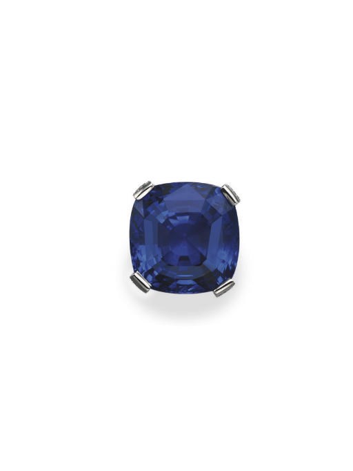 AN IMPRESSIVE SAPPHIRE AND DIAMOND RING, BY BULGARI