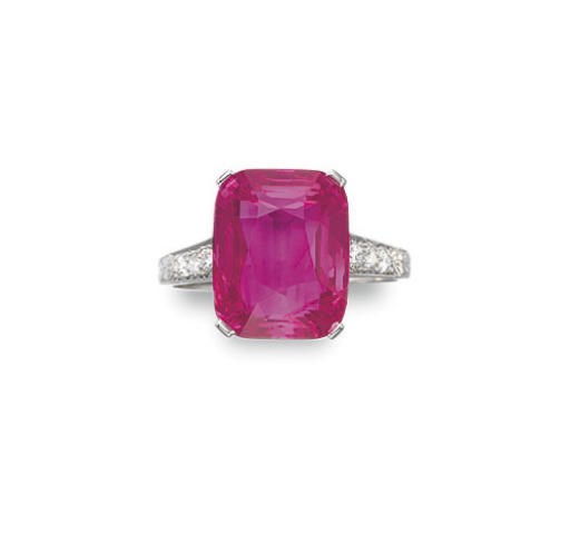AN EXTREMELY FINE RUBY AND DIAMOND RING