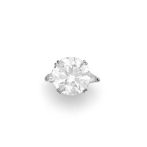 A DIAMOND RING, BY HARRY WINSTON