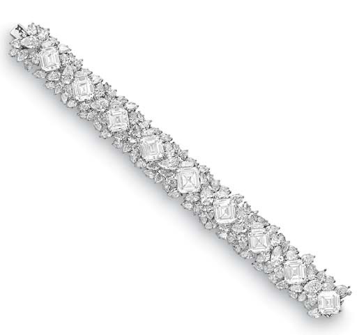A DIAMOND BRACELET, BY HARRY WINSTON
