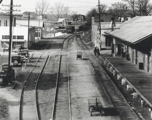 WALKER EVANS (1903-1975)