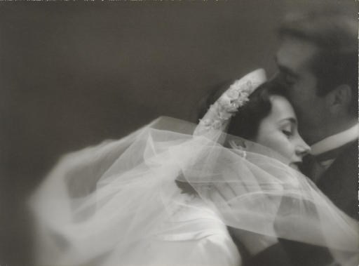 LILLIAN BASSMAN (b. 1917)