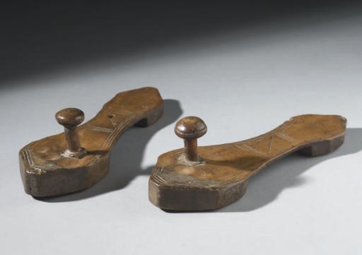 PAIRE DE SANDALES