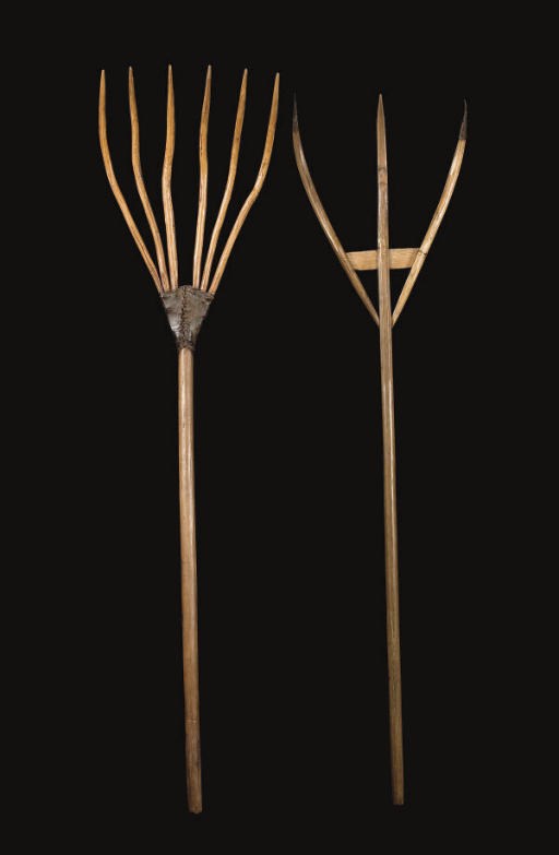 DEUX FOURCHES A FANER