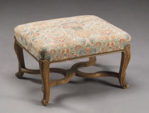 TABOURET DE STYLE REGENCE