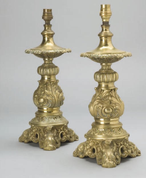 PAIRE DE LAMPES DU XIXEME SIECLE