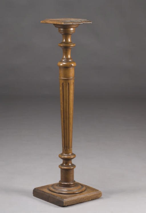 COLONNE DE LA FIN DU XIXEME SIECLE