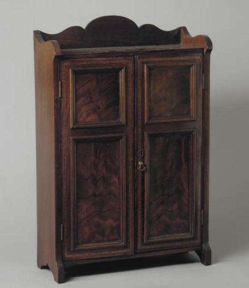 PETITE ARMOIRE d'APPLIQUE VERS 1900