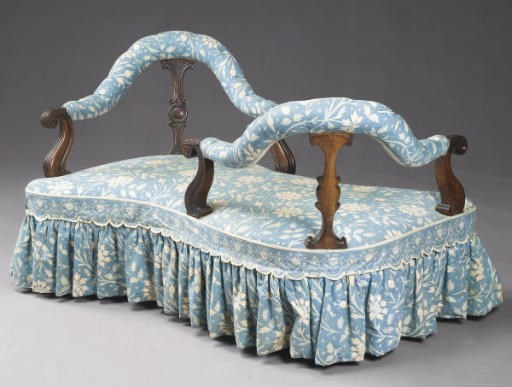 PETIT CANAPE CONFIDENT D'EPOQUE VICTORIENNE