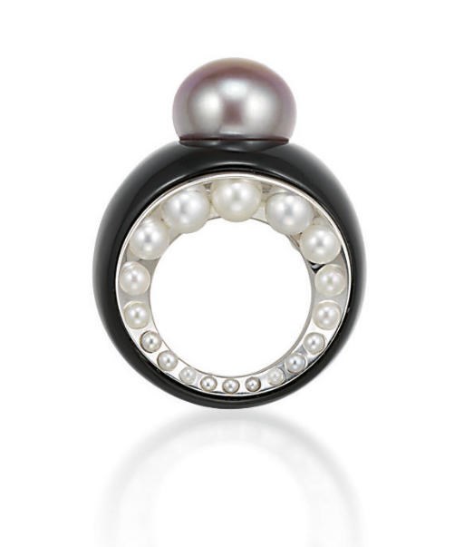 A CULTURED PEARL AND LACQUER RING, BY TAFFIN