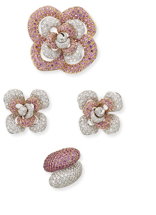 A GROUP OF DIAMOND AND PINK SAPPHIRE JEWELLERY
