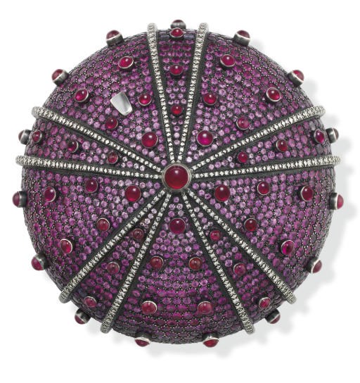 A CHARMING GEM-SET 'SEA URCHIN' DESK CLOCK, BY TAFFIN