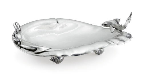 AN ITALIAN SILVER CENTERPIECE