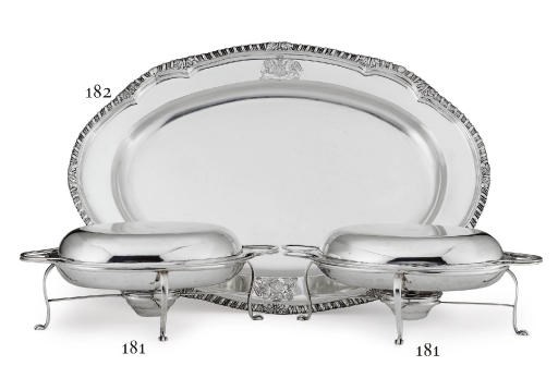 A GEORGE IV SILVER MEAT DISH