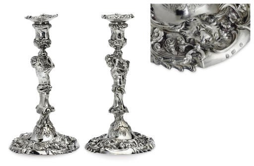 A PAIR OF GEORGE II IRISH SILVER CANDLESTICKS