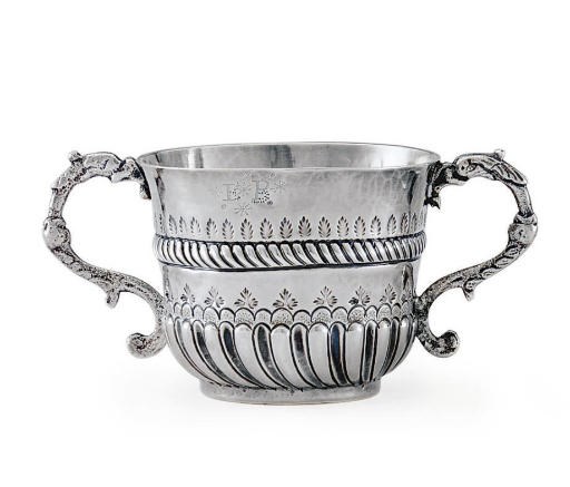 A WILLIAM III SILVER PORRINGER