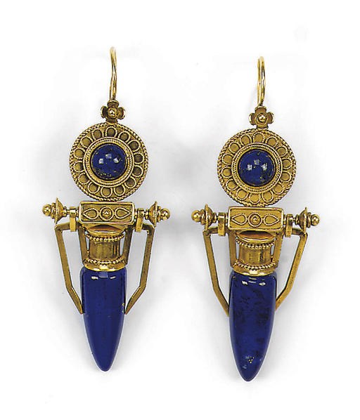 A PAIR OF LAPIS LAZULI EARRINGS