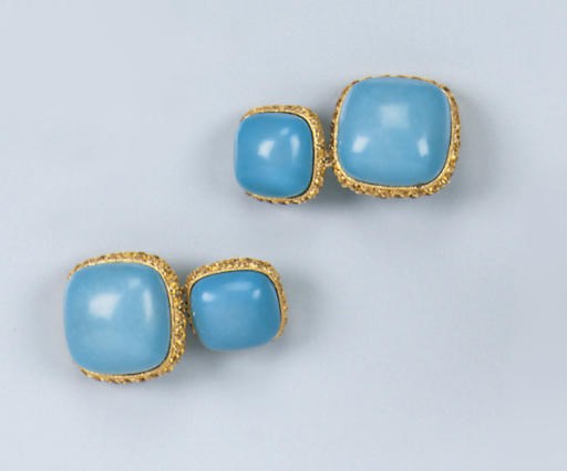 A PAIR OF TURQUOISE AND YELLOW SAPPHIRE CUFFLINKS