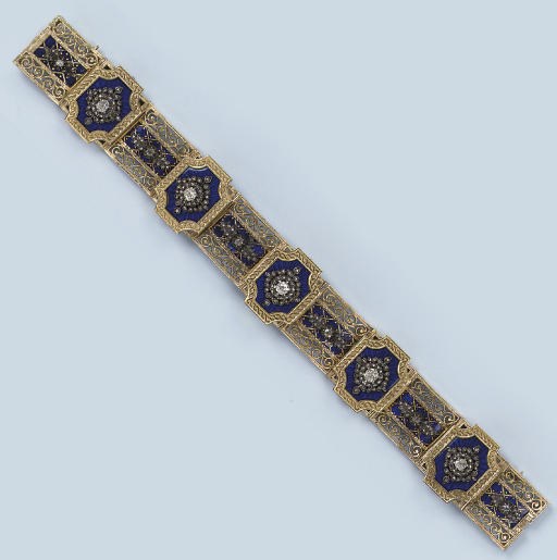 AN ANTIQUE ENAMEL AND ROSE-CUT DIAMOND BRACELET